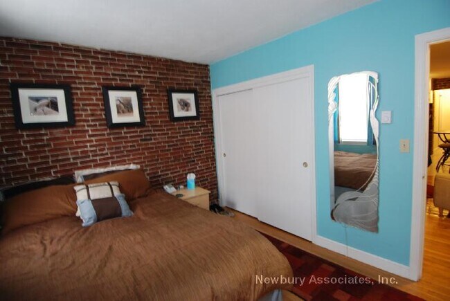 Foto del edificio - 94-96 Tyler St. Unit PH