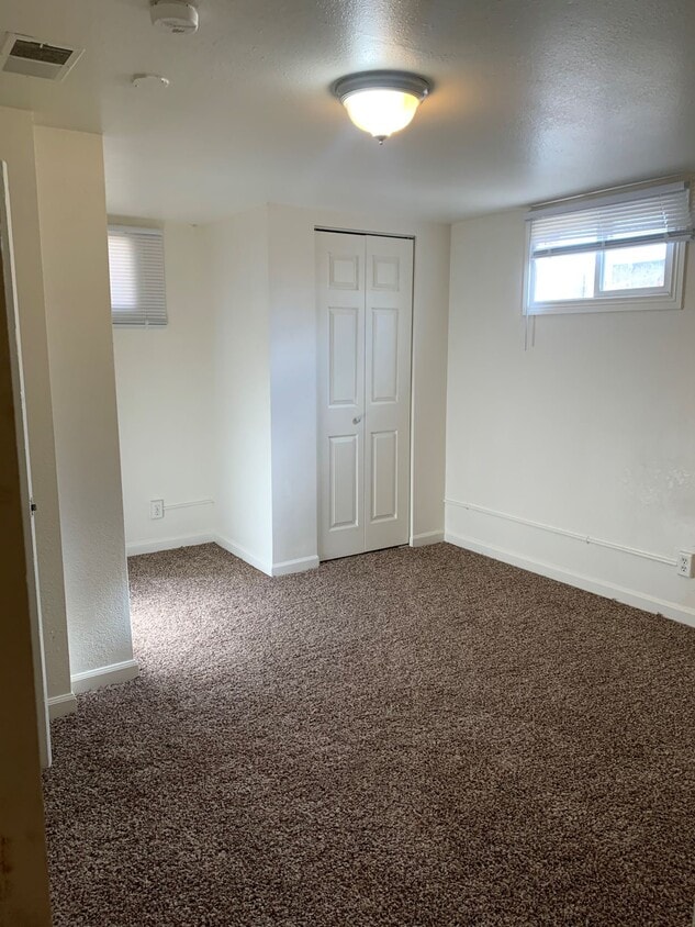 Primary Photo - 2029 6th Ave