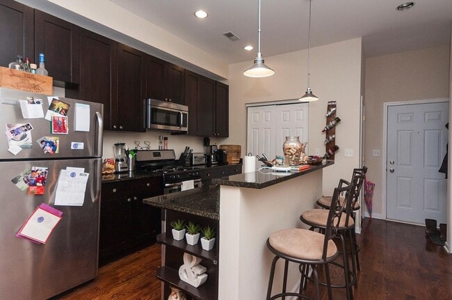 Spacious 2bed 1 bath in the Bucktown area - Spacious 2bed 1 bath in the Bucktown area Apartment