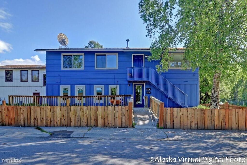 3508 Parsons Ave, Anchorage, AK 99508 Townhome Rentals in Anchorage