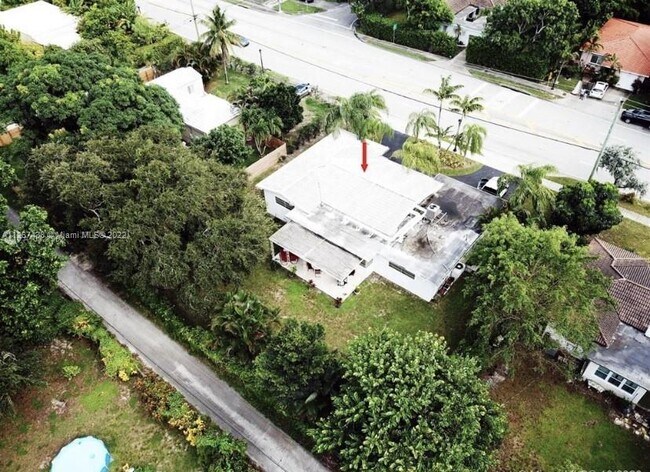 Foto del edificio - 45 NW 103rd St