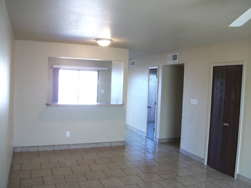 Foto principal - 452 Purdue Ct