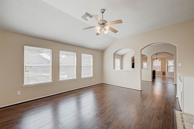Building Photo - 4727 Wind Trace Dr