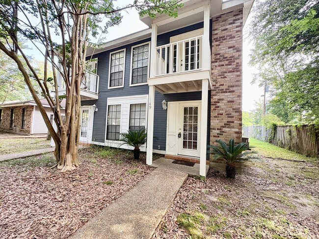Foto del edificio - 1147/1149 Willow Creek Dr