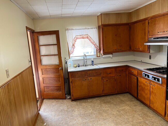 Cocina - 421 Hamilton St