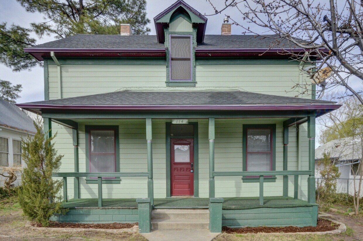 Foto principal - 114 N Willow St