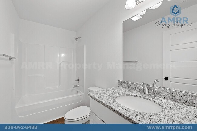 Photo - 117 SW Vanessa St House