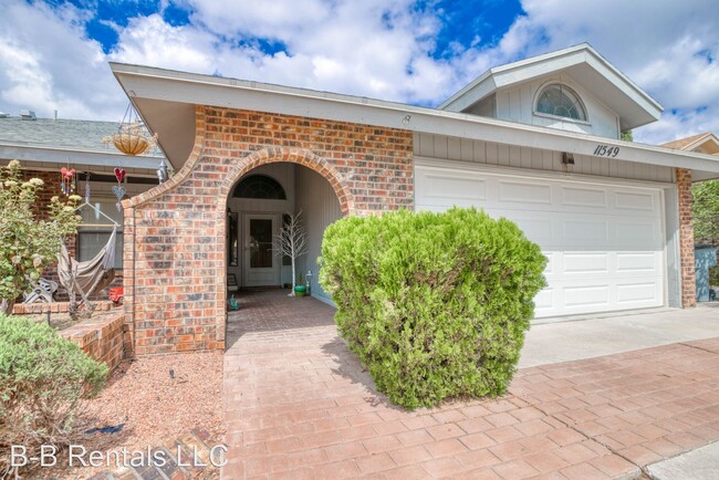Building Photo - 3 br, 2 bath House - 11549 James Grant
