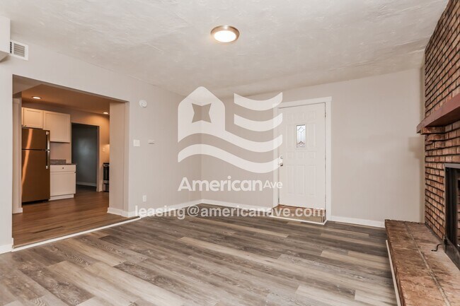 Foto del edificio - 3921 Palmerston Ave