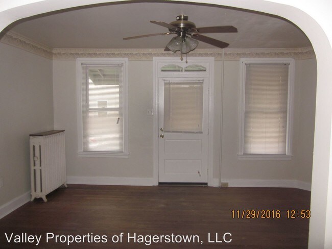 Building Photo - 2 br, 1 bath House - 606 George St