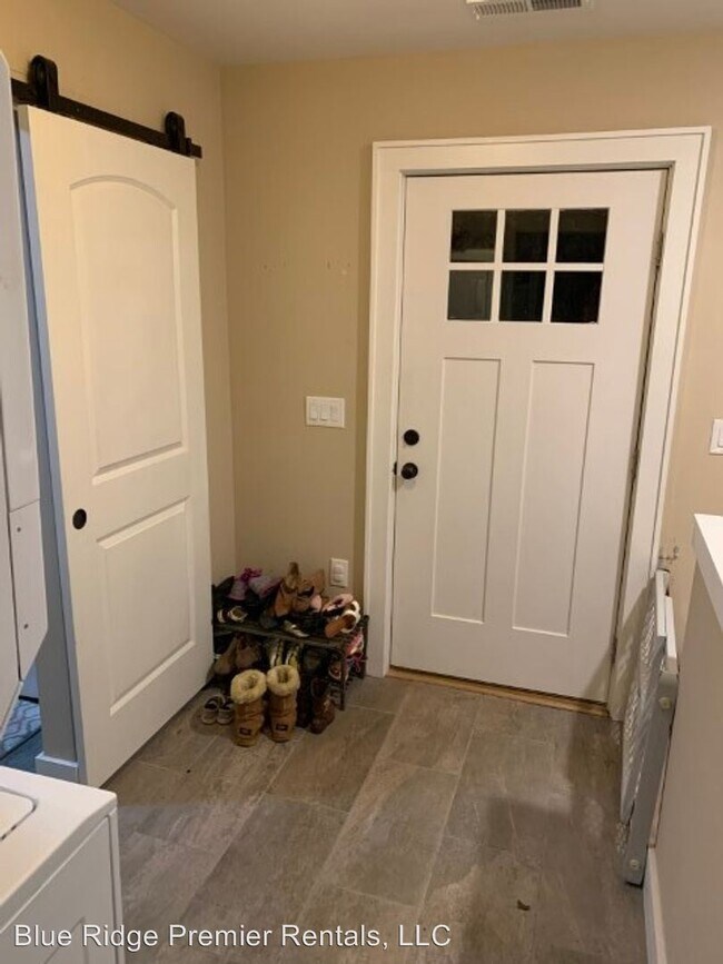 Foto del edificio - 2 br, 2 bath House - 94 Spalding Drive