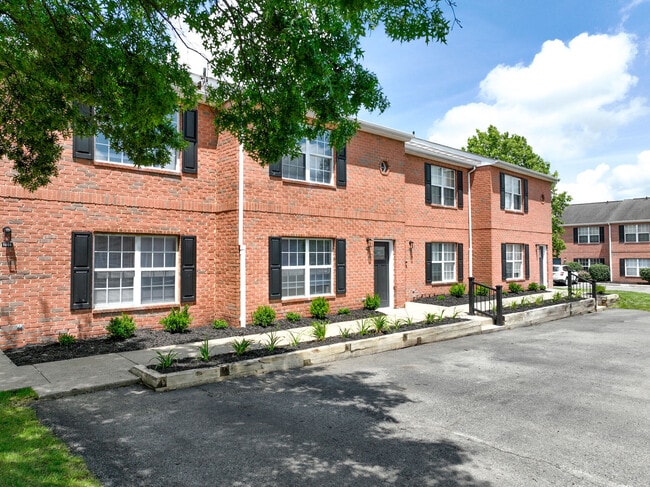 Building Photo - Wynnwood at Freedom Road