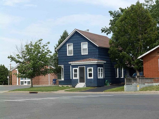 38 S Main St