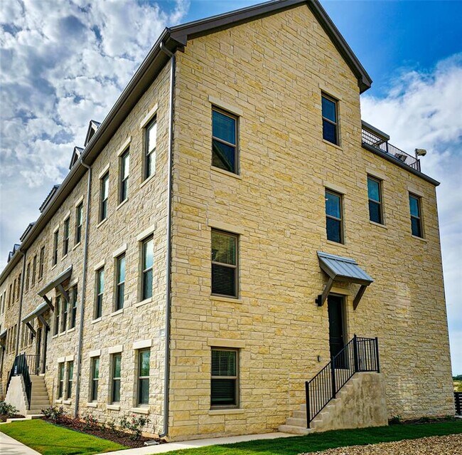 Foto del edificio - 225 John Webster St