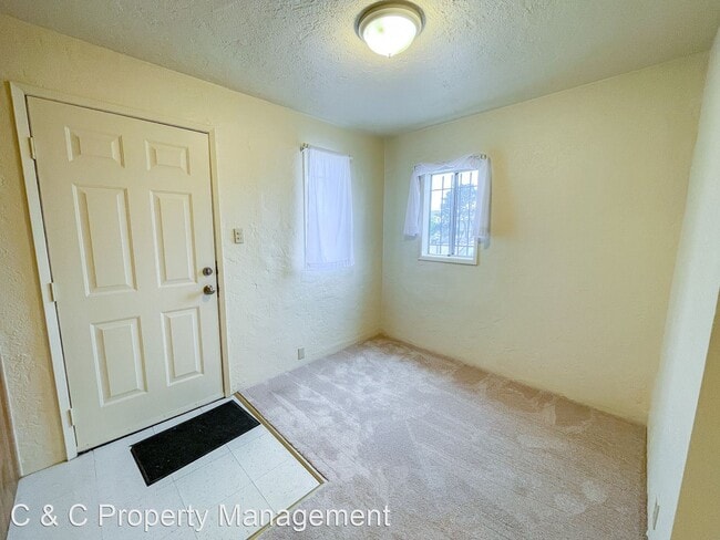 Foto del edificio - 1 br, 1 bath House - 1251 San Pablo Ave