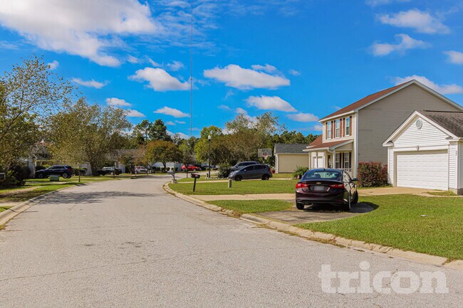 Foto del edificio - 22 Crimson Ct