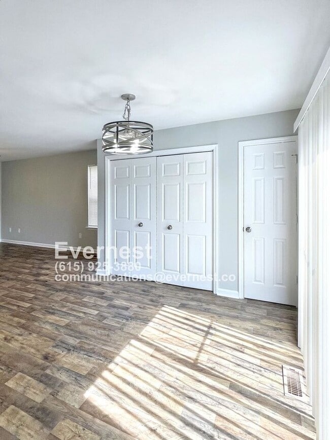 Building Photo - 3-Bedroom, 2-Bathroom Home with Deck and C...
