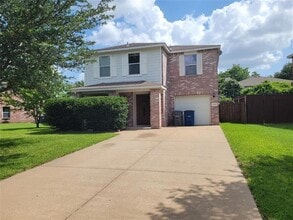 Building Photo - 2322 Tan Oak Dr