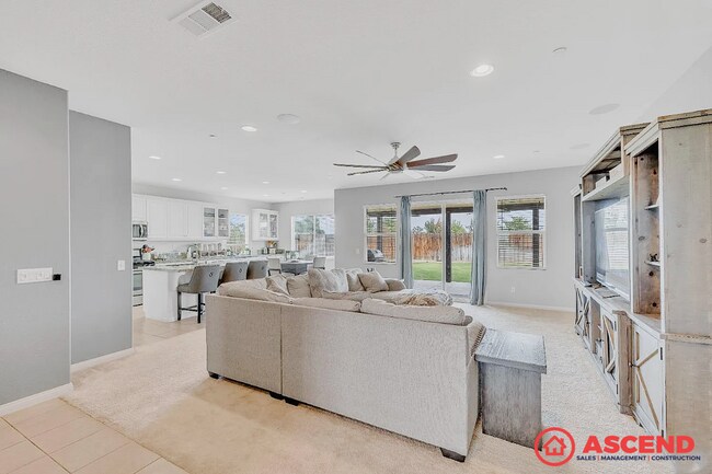 Foto del edificio - Gorgeous 3-bedroom home in Southwest Bakersfield