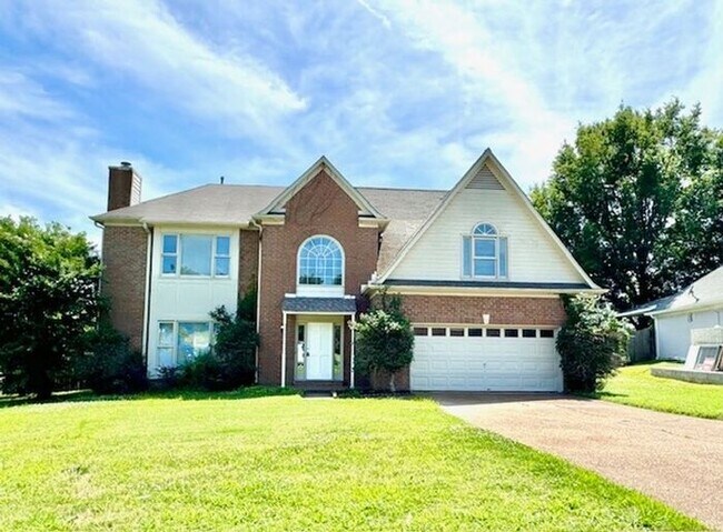 Building Photo - Now Leasing a Spacious 5 Bedroom 2.5 Bath Home in Cordova.