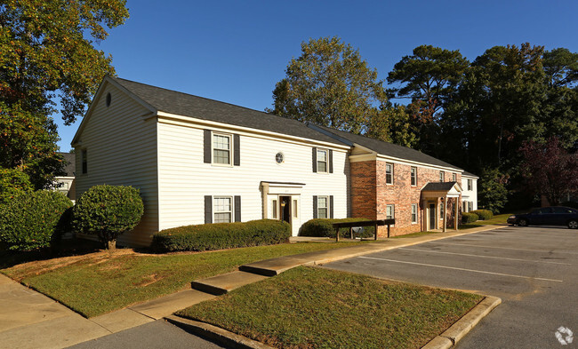 Building Photo - Retreat at Broad River