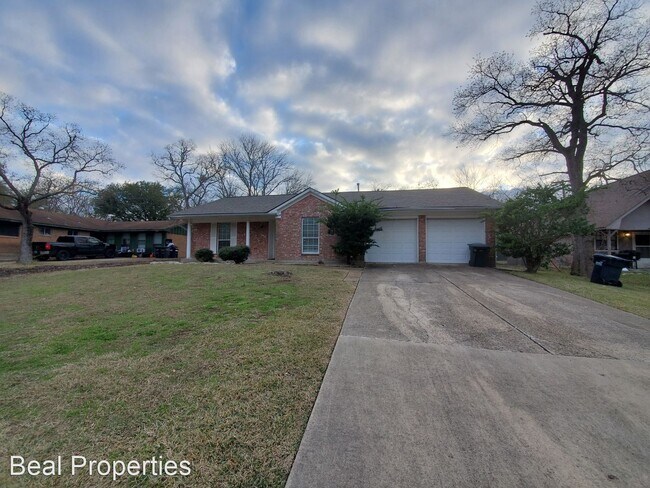 Foto del edificio - 3 br, 2 bath House - 1106 Westover