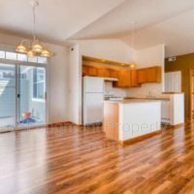 Building Photo - 635 Gooseberry Dr