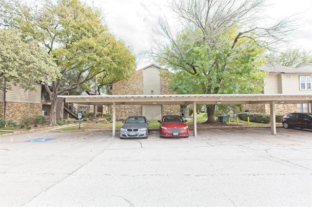 Foto del edificio - 5300 Keller Springs Rd