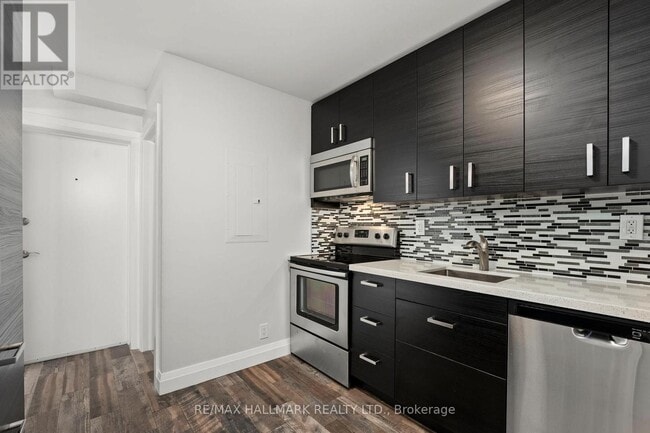 Photo du bâtiment - 276 King Edward Ave