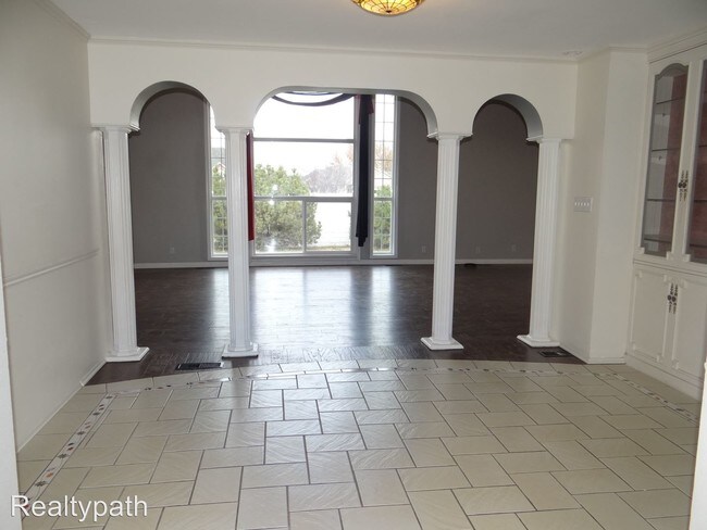 Building Photo - 1722 W 2700 S