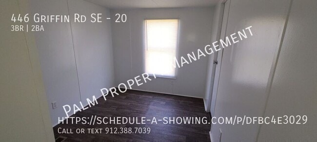 Building Photo - 446 Griffin Rd SE
