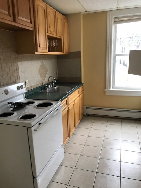 Foto principal - 210 S Main St
