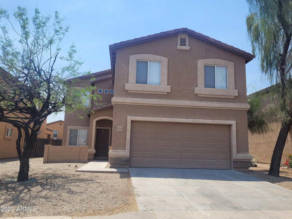 Primary Photo - 25243 W Lamont Ave