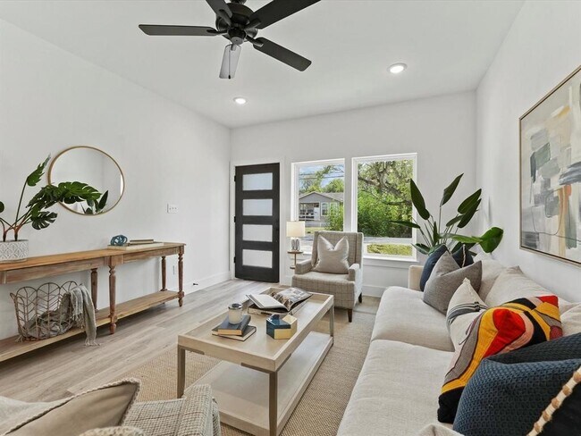 Foto del edificio - 1448 Dewalt St