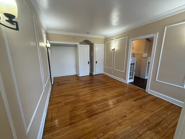 Foto del edificio - 2801 N Keating Ave