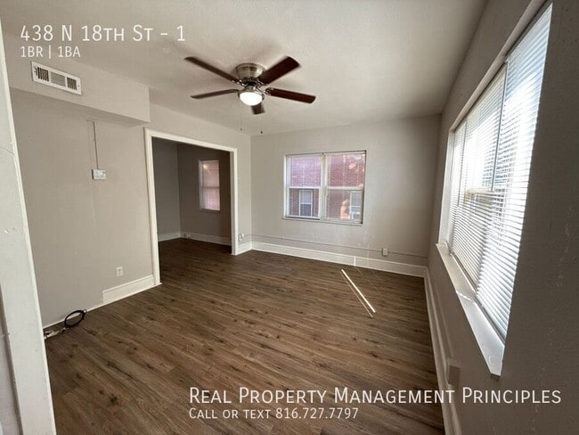 Building Photo - 438 N 18 St