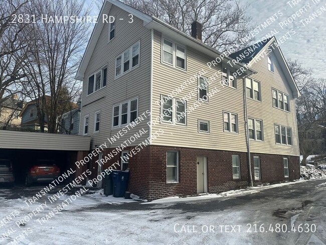 Building Photo - Charming 1-Bedroom Third-Floor Apartment i...