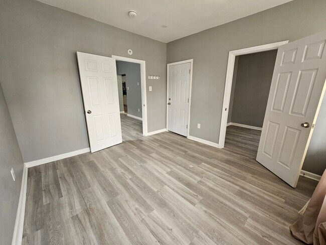 Foto del edificio - 127 Brookwood St