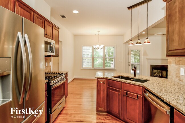 Foto del edificio - 136 Lime Creek Ln