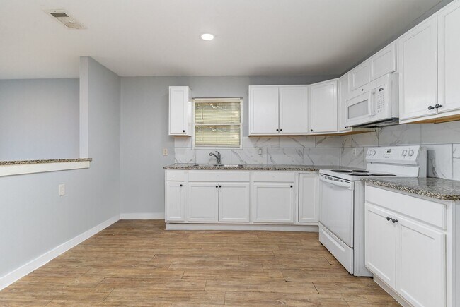 Foto del edificio - 1322 Galloway Ave