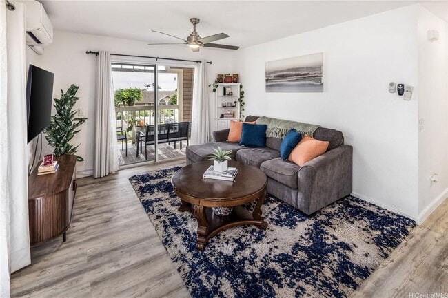 AVAILABLE NOW! 2 bed, 2 bath, 1 parking - AVAILABLE NOW! 2 bed, 2 bath, 1 parking House