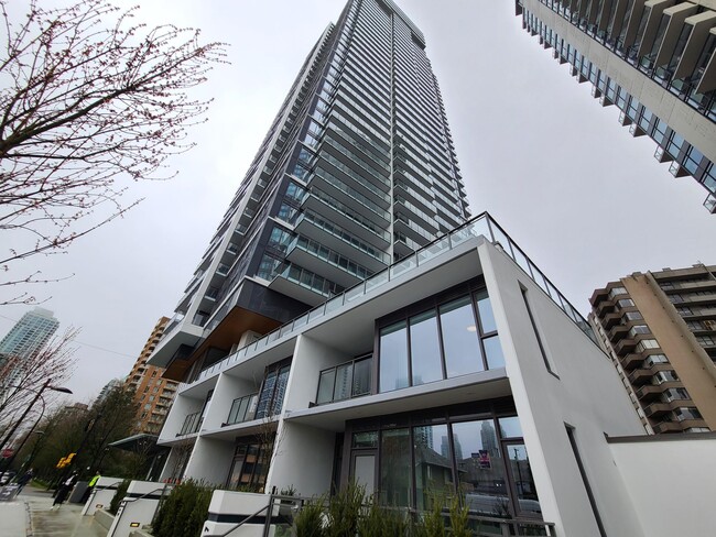 Building Photo - 4711 Hazel St