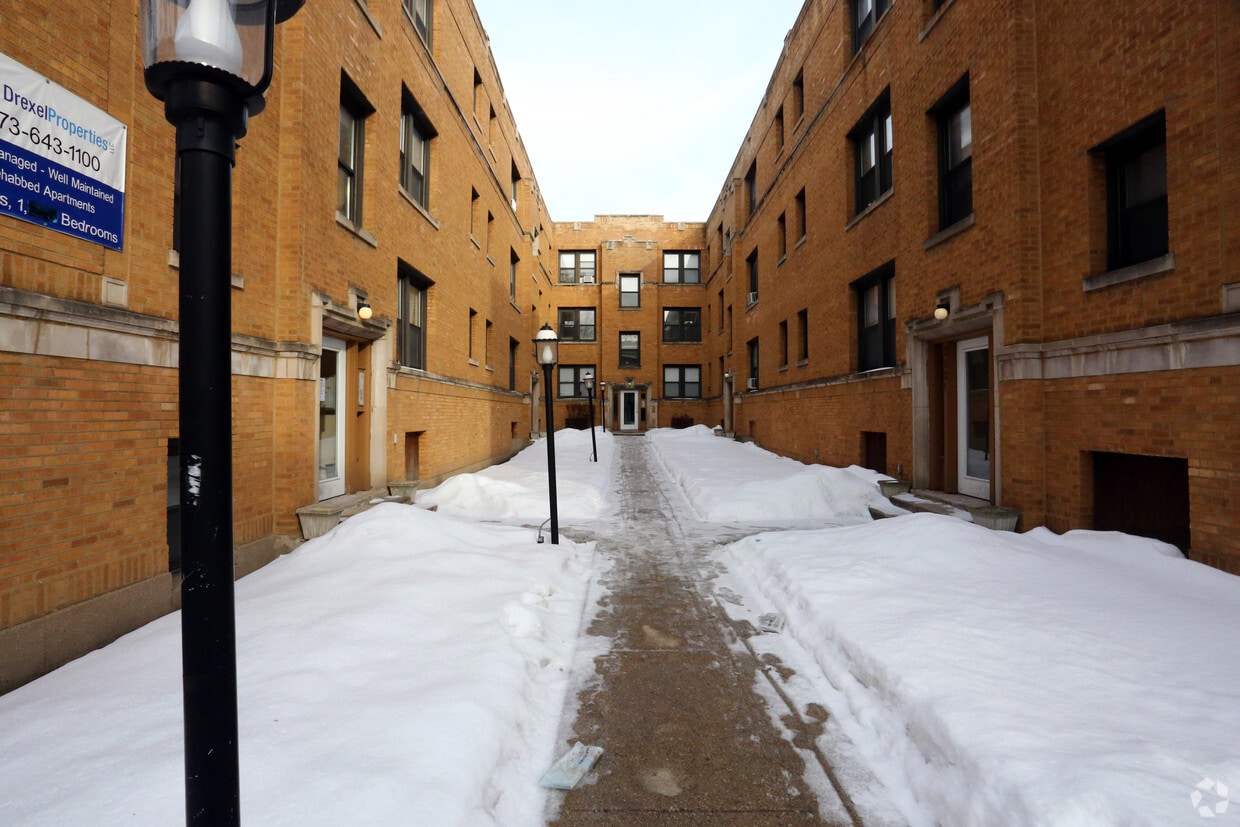 Building Photo - 2631-2637 N Spaulding Ave