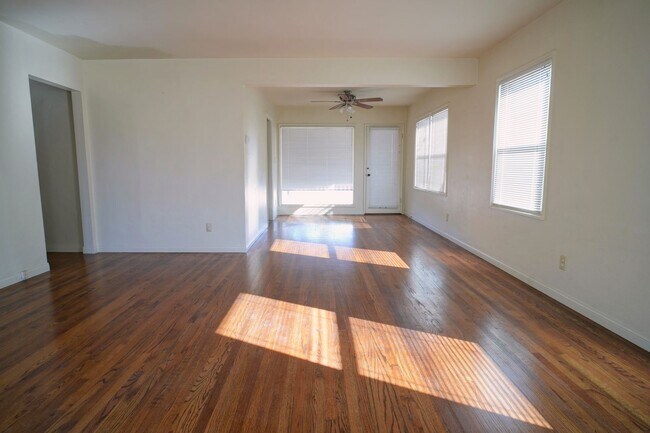 Building Photo - Charming 3 Bed | 2 Bath Home in La Mesa – Great Location!