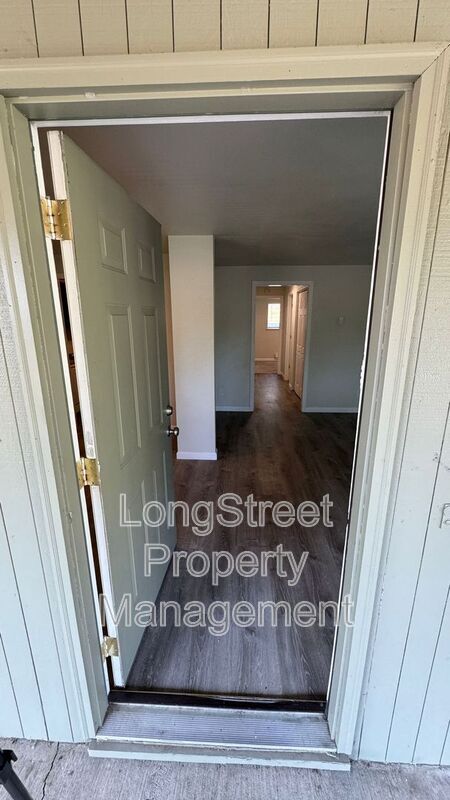 Foto del edificio - 329 SW 10th St