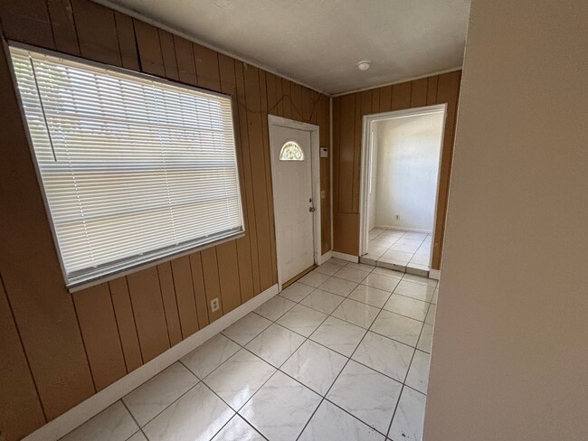 Photo - 4 Bedroom 1 1/2 Bathroom Single Family House