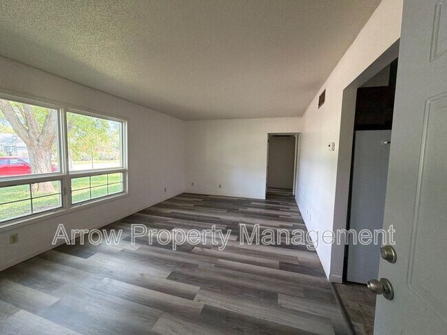 Foto del edificio - 650 E 12th St