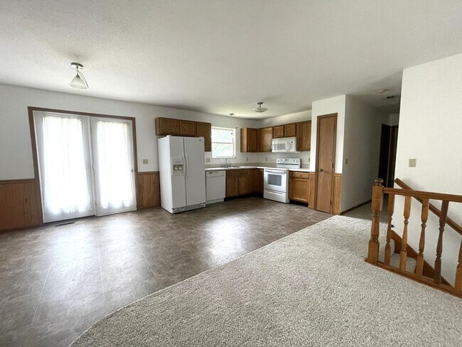 Foto del edificio - 3 Bed 2 Bath in Troy MO
