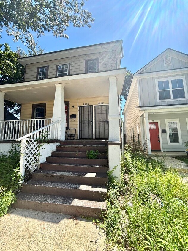 Primary Photo - 1207 E Bolton St