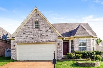 Building Photo - 10104 Cross Hill Dr